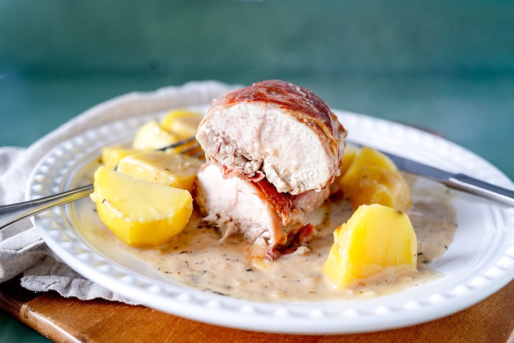 Chicken in bacon
