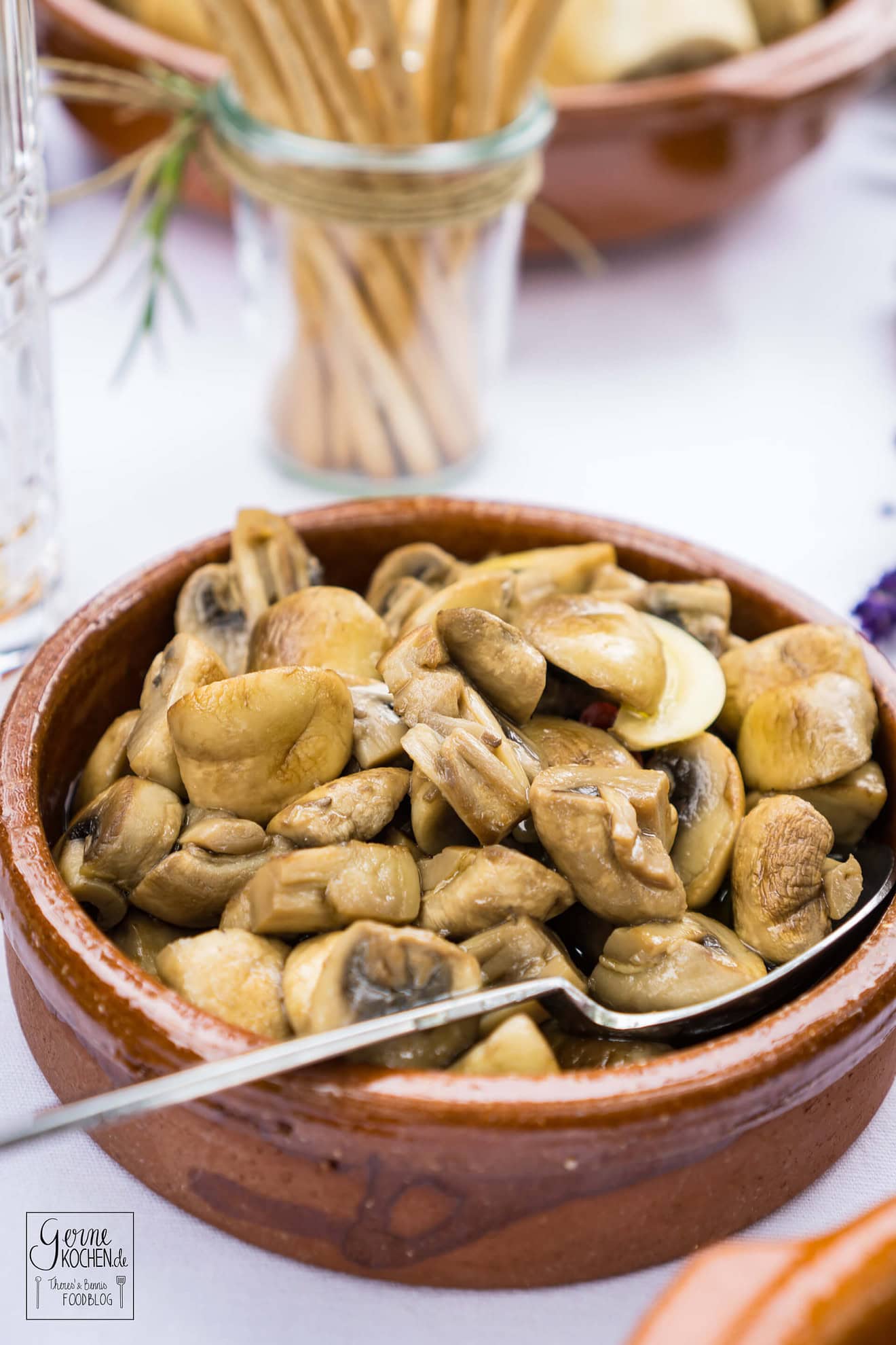 Rezept: Eingelegte Champignons - Gernekochen.de
