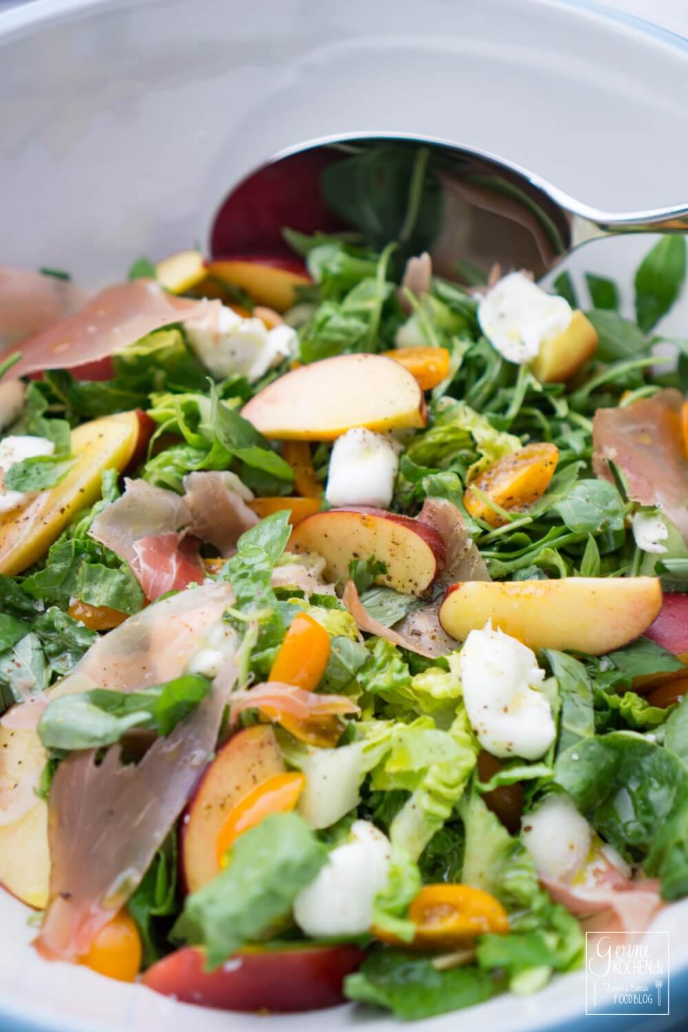 Rezept: Grüner Salat mit Nektarinen - gernekochen.de