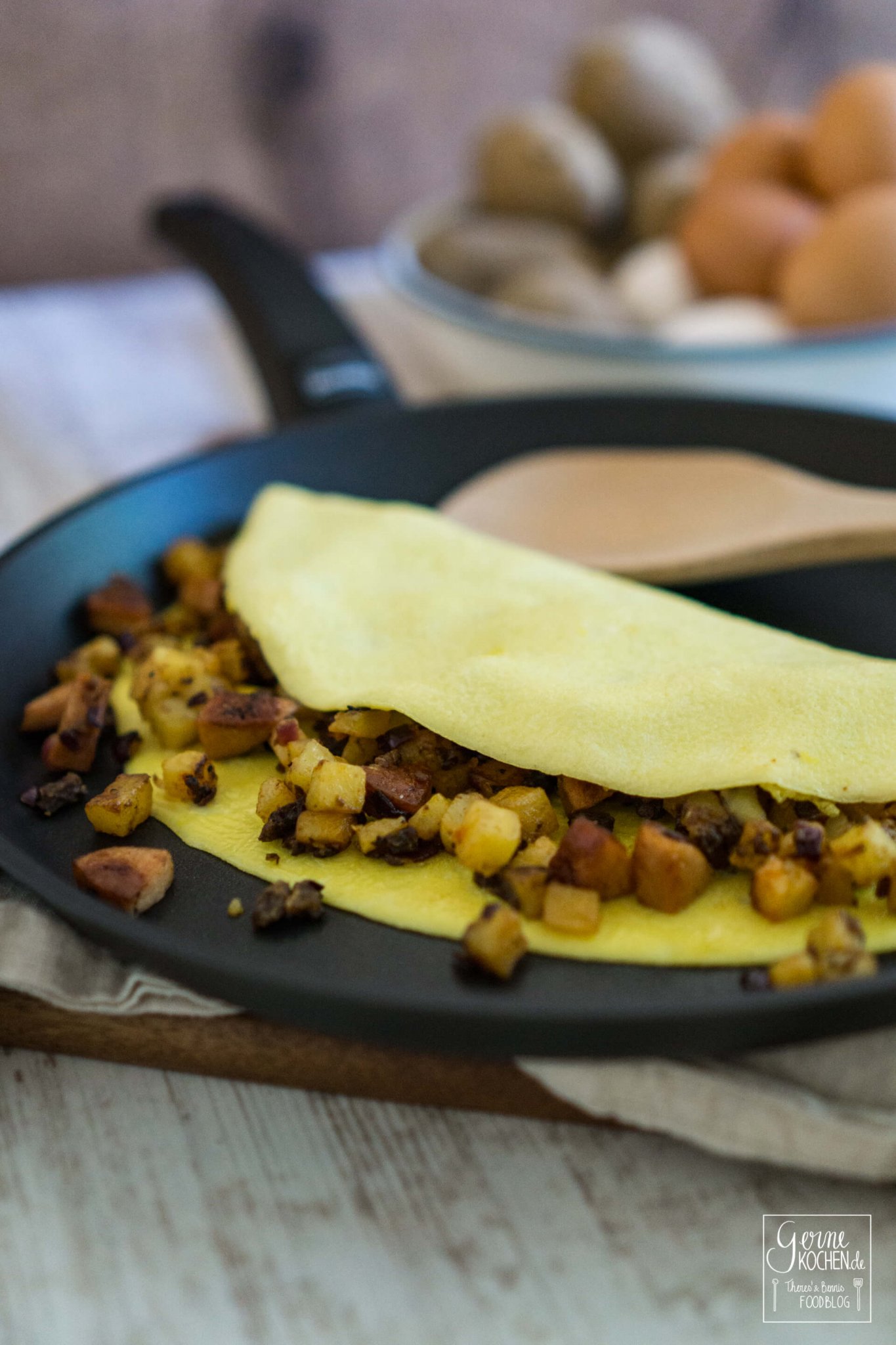Rezept: Sauerländer Omelette mit Pumpernickel - Gernekochen.de