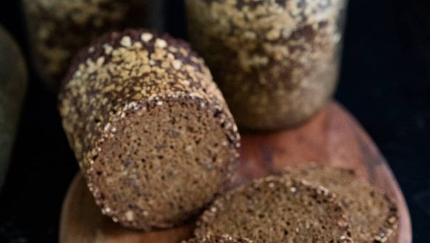 Vollkornbrot im Glas