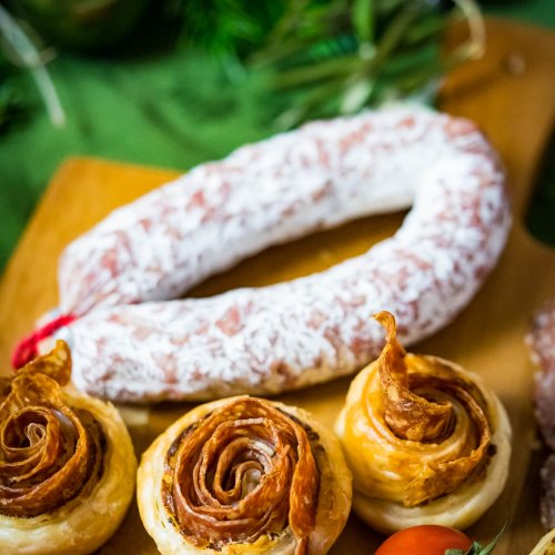 Salami Blatterteigrosen Rezept Von Gernekochen De
