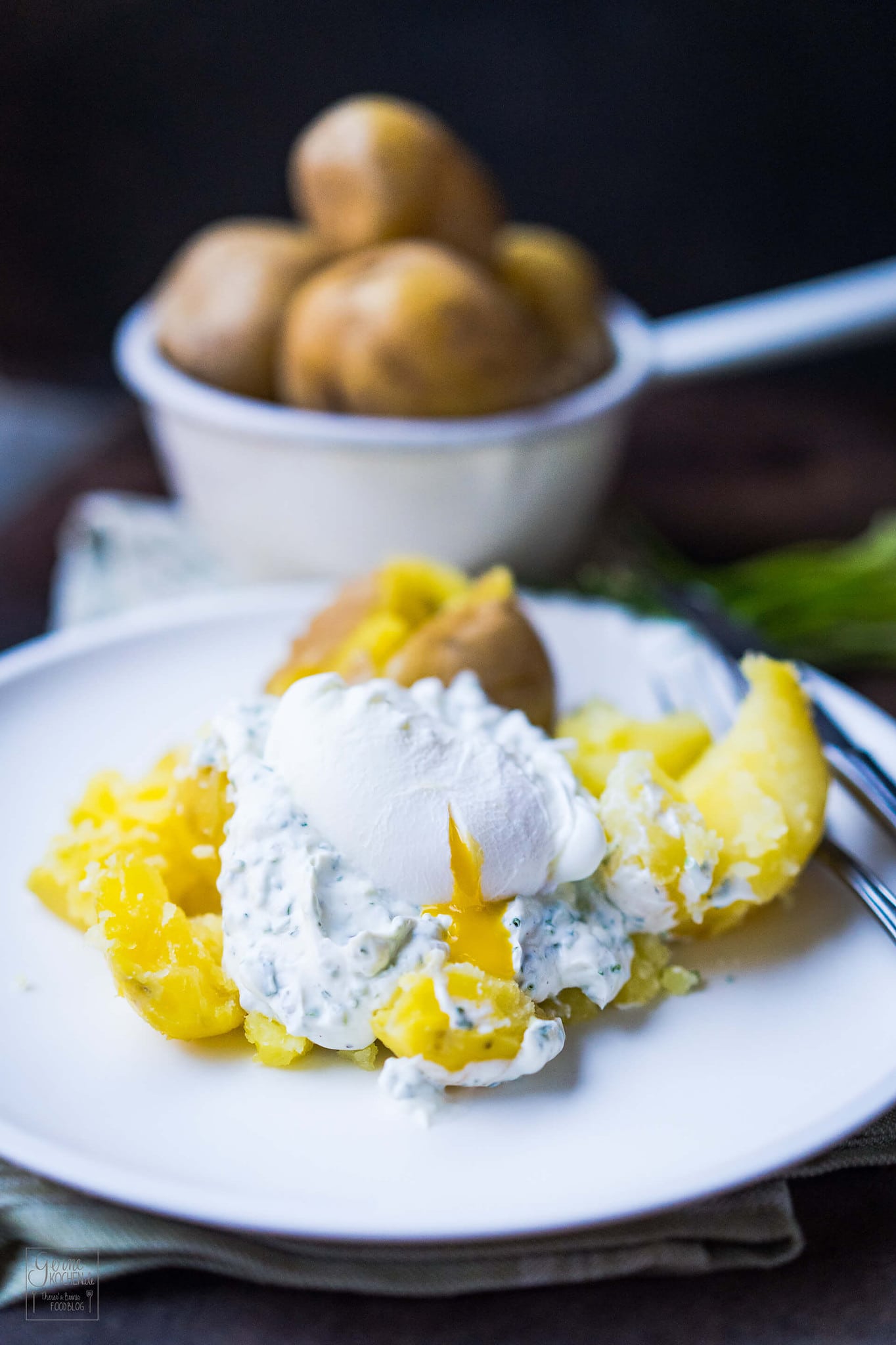 Rezept: Kräuterquark mit Pellkartoffeln - Gernekochen.de
