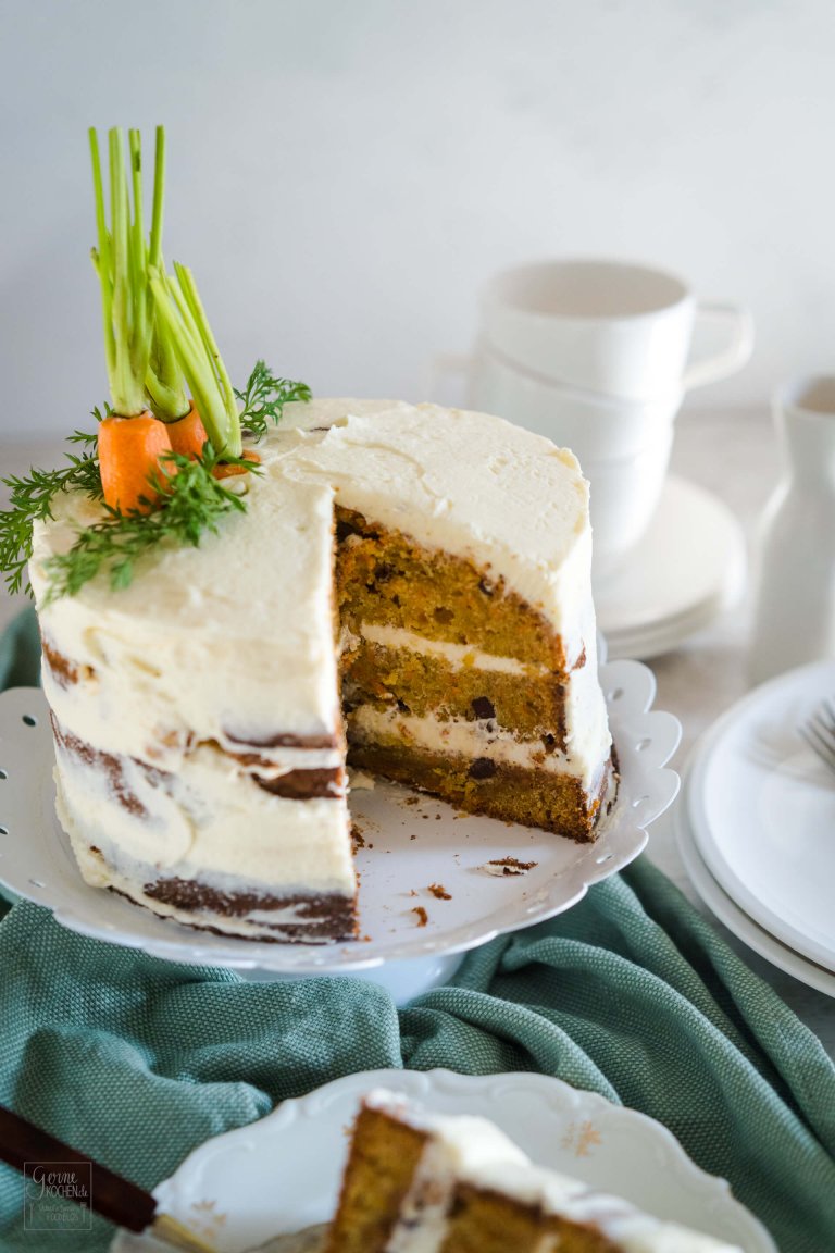 Carrot Cake mit Frischkäsefrosting – Unser erster Naked Cake