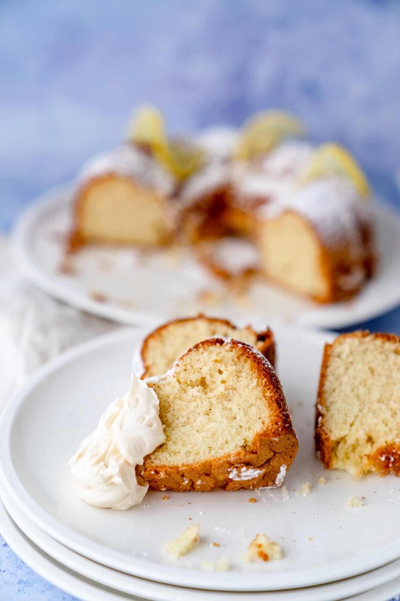 Zitronenrührkuchen: saftig und lecker - Gernekochen.de Zitronenrührkuchen: saftig und lecker - Gernekochen.de
