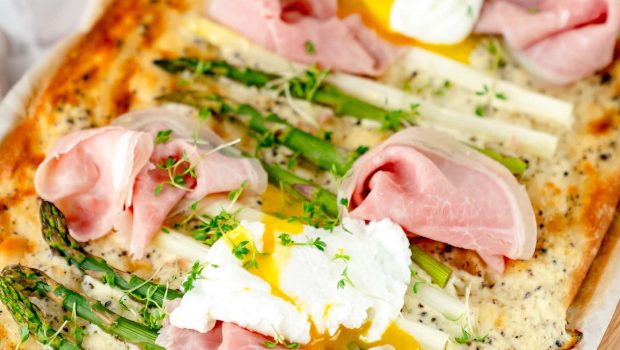 Flammkuchen mit Spargel