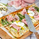 Flammkuchen mit Spargel