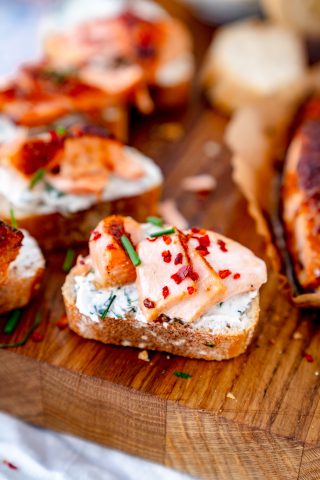 Lachs Crostini