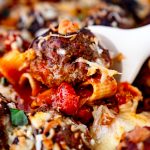 Italienischer Hackbällchenauflauf
