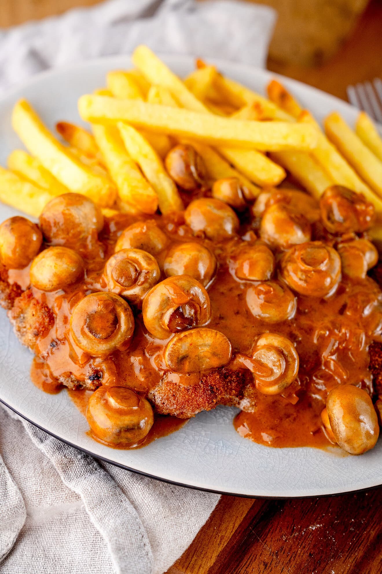 Jägersauce für Jägerschnitzel - Rezept von Gernekochen.de Jägersauce für Jägerschnitzel - Rezept von Gernekochen.de