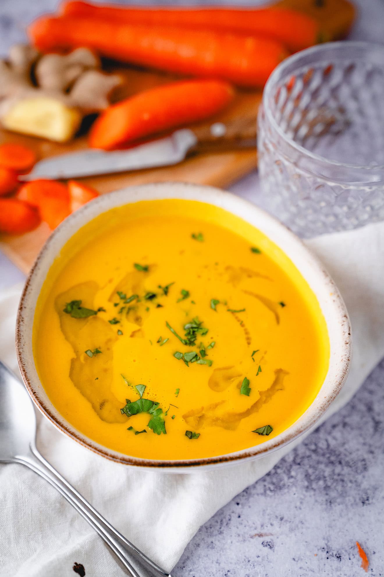 Karotten-Ingwer-Suppe - Rezept von Gernekochen.de Karotten-Ingwer-Suppe - Rezept von Gernekochen.de