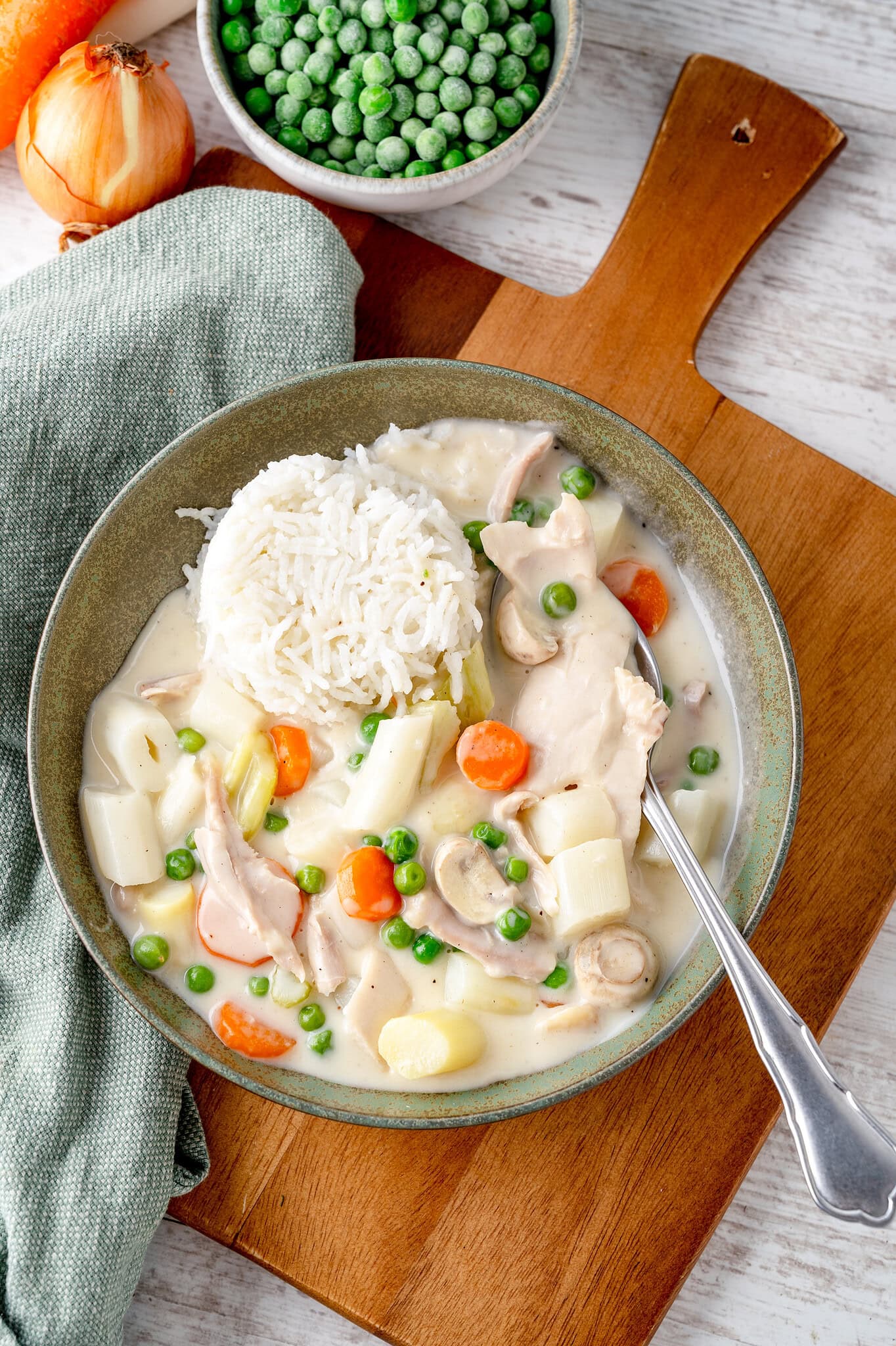 Hühnerfrikassee mit Spargel - Rezept von Gernekochen.de