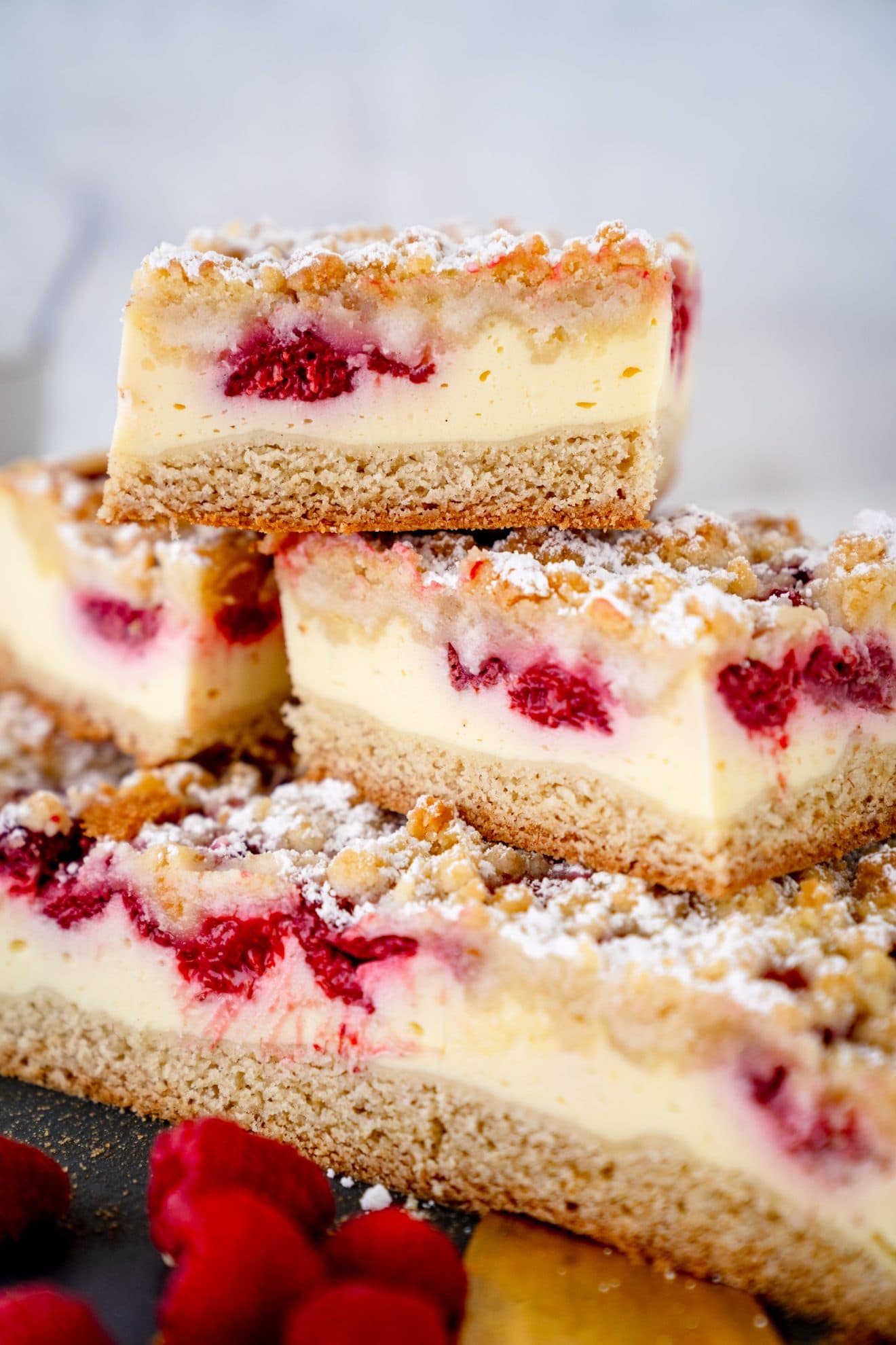 Himbeer-Quark-Kuchen mit Streuseln- Rezept von Gernekochen.de Himbeer-Quark-Kuchen mit Streuseln- Rezept von Gernekochen.de