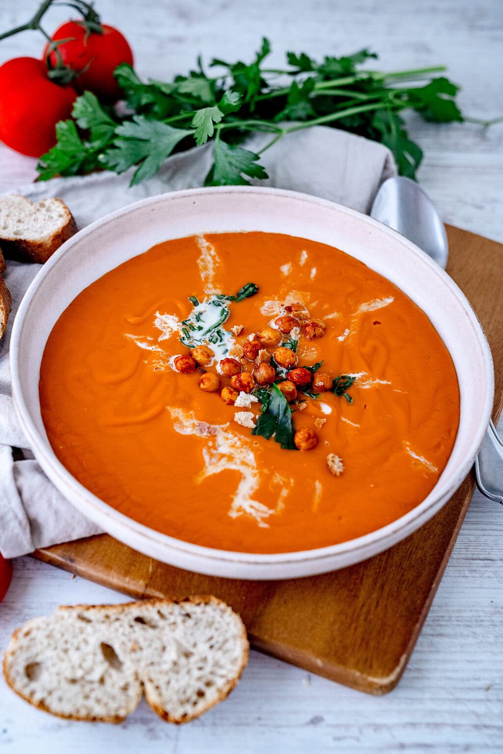 Geröstete Tomatensuppe -so cremig - Rezept von Gernekochen.de