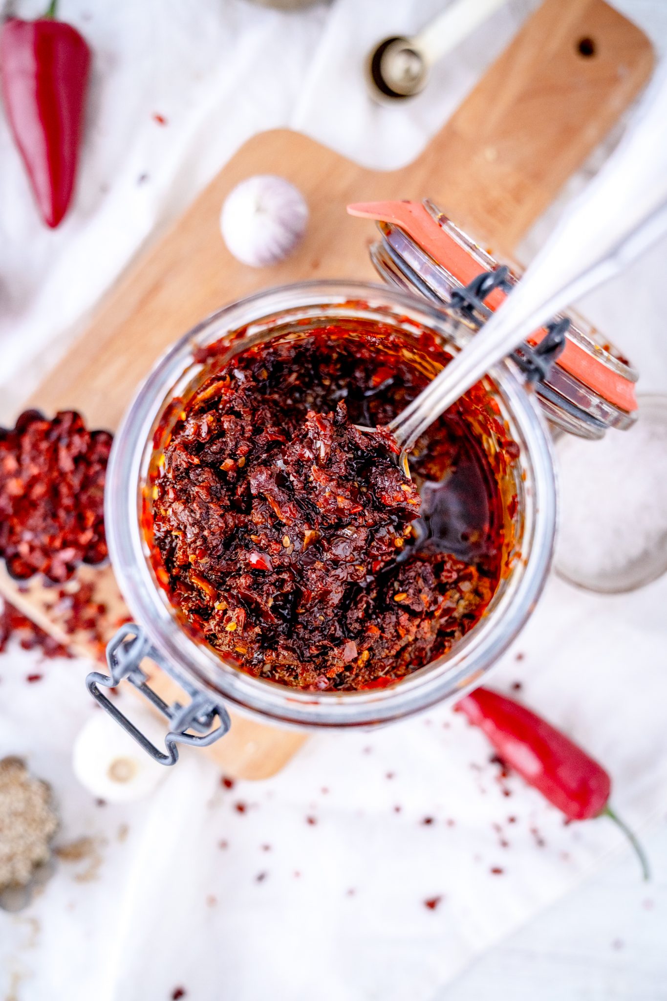 Crispy Chili Knoblauch Öl - Rezept von Gernekochen.de