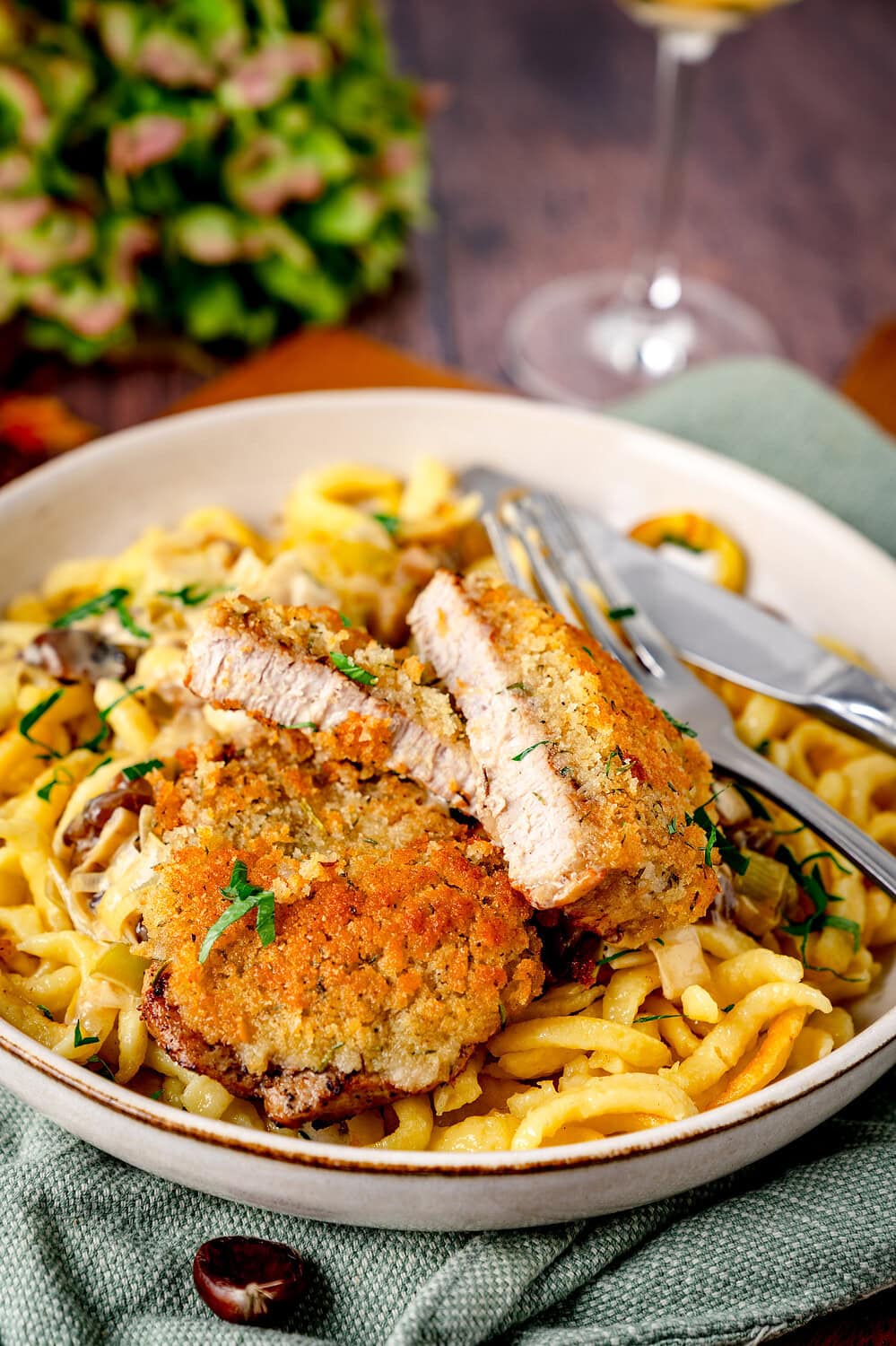 Kalbsmedaillons mit Kräuterkruste