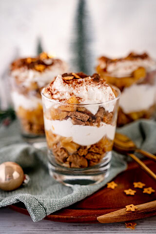 Bratapfel Tiramisu geschichtet im Glas