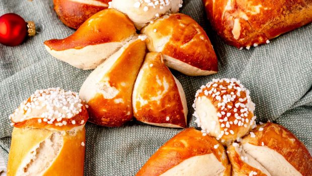 Laugengebäck Lausebengel Nikolausstiefel Weihnachtsfrühstück