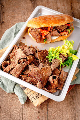 Der virale TikTok Döner mit dem Backpapiertrick und Dönerfleisch