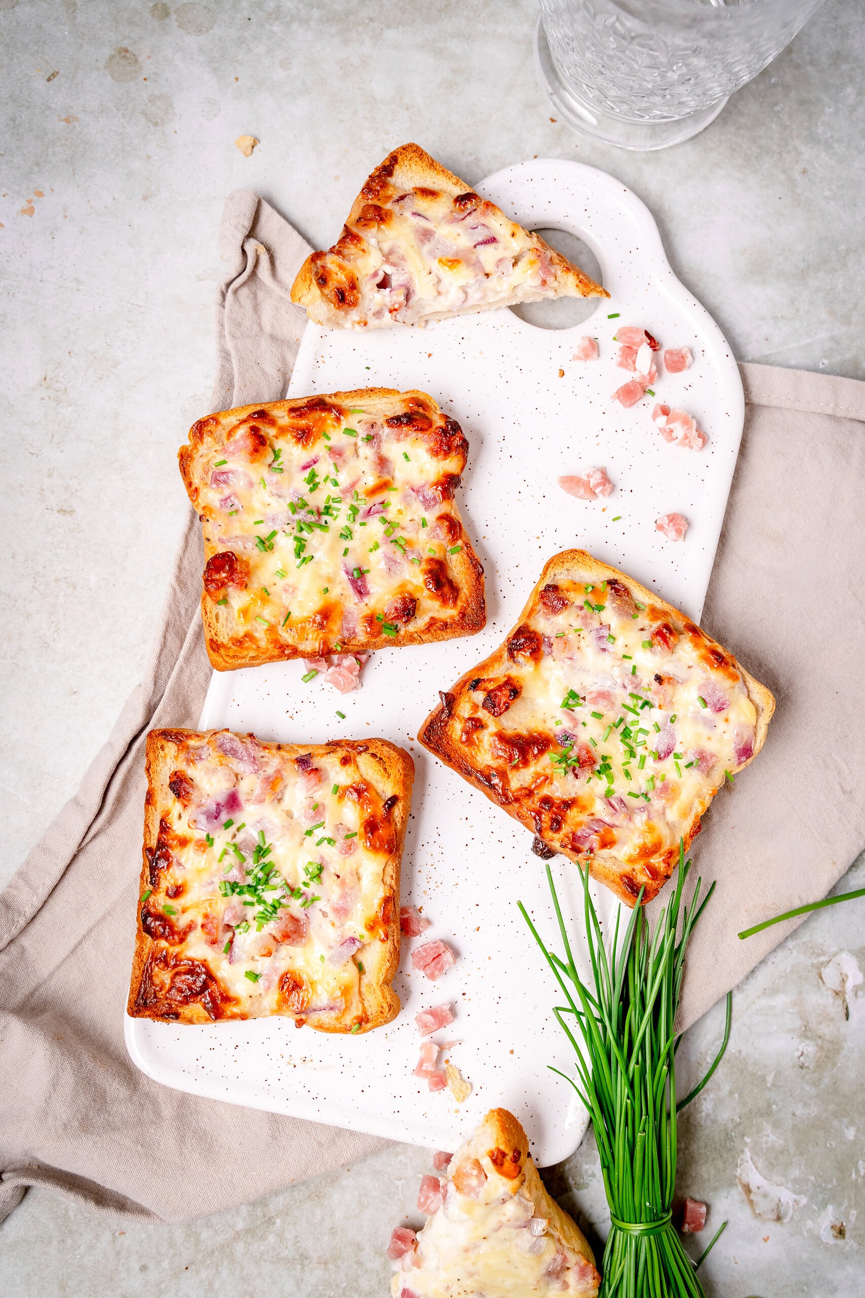 Einfache und leckere Flammkuchentoasts