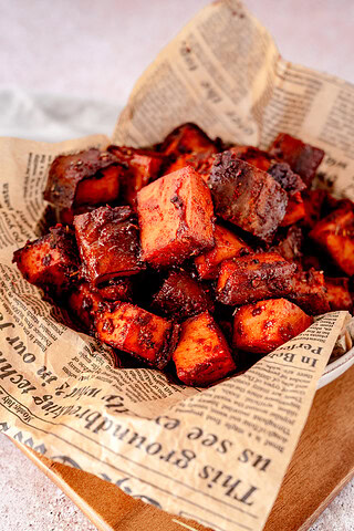 Eine leckere Portion Fleischkäse Burnt Ends
